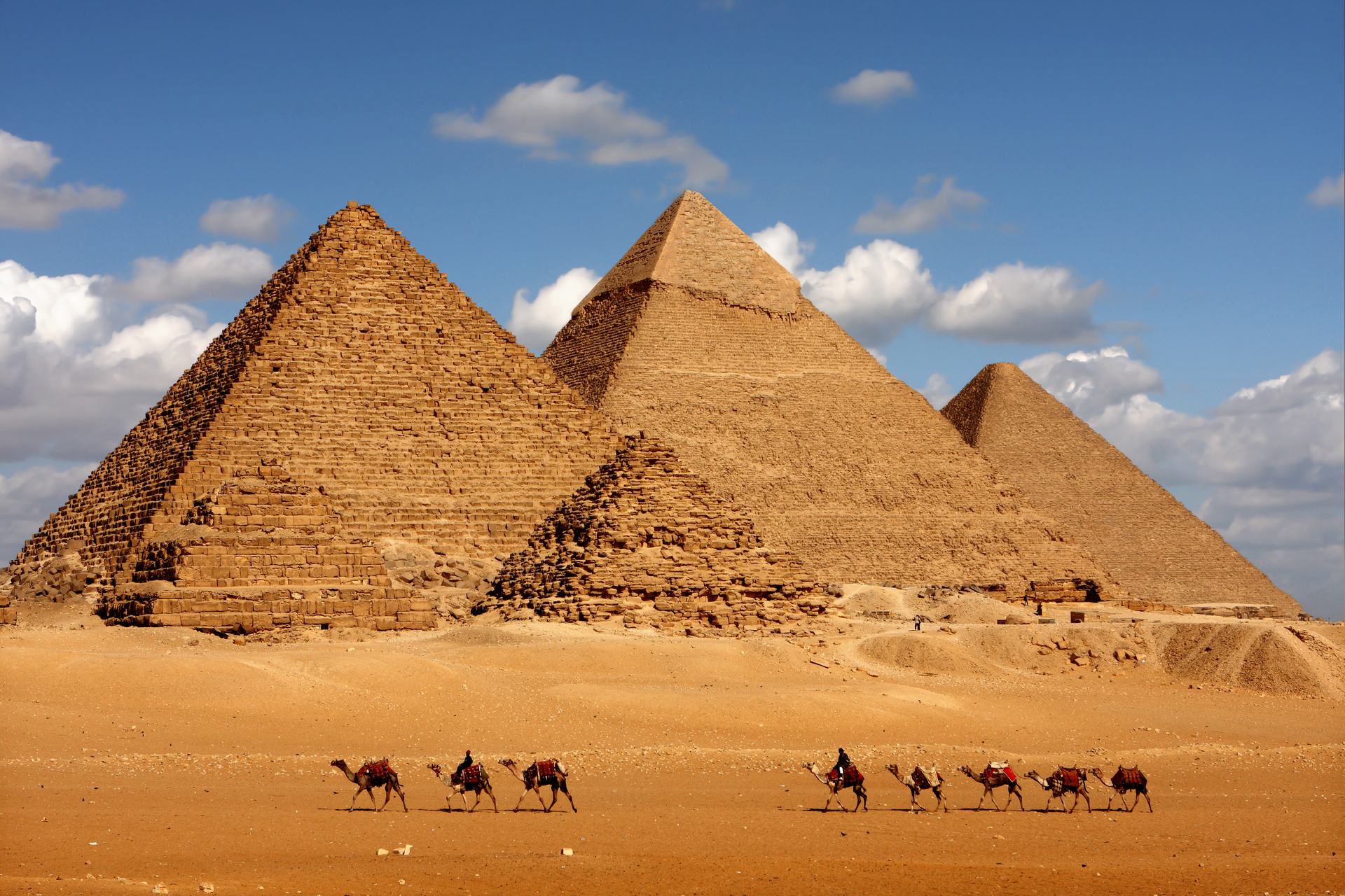 Egypte - pyramide de louxor