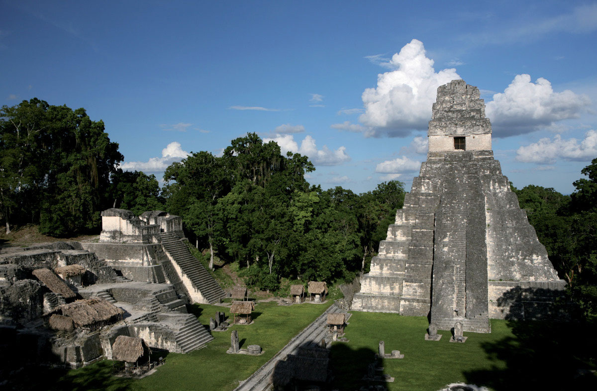 les ruines de tikal guatemala