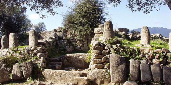 site-archeologique-corse-filitosa