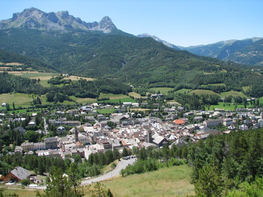 Barcelonnette  Arts et Voyages