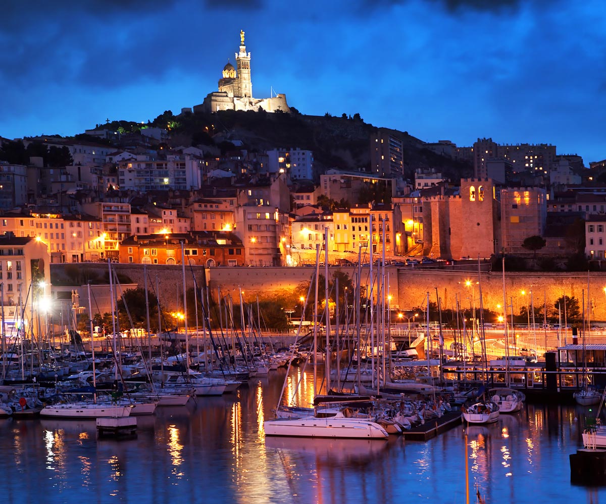 Marseille Tourisme  Arts et Voyages